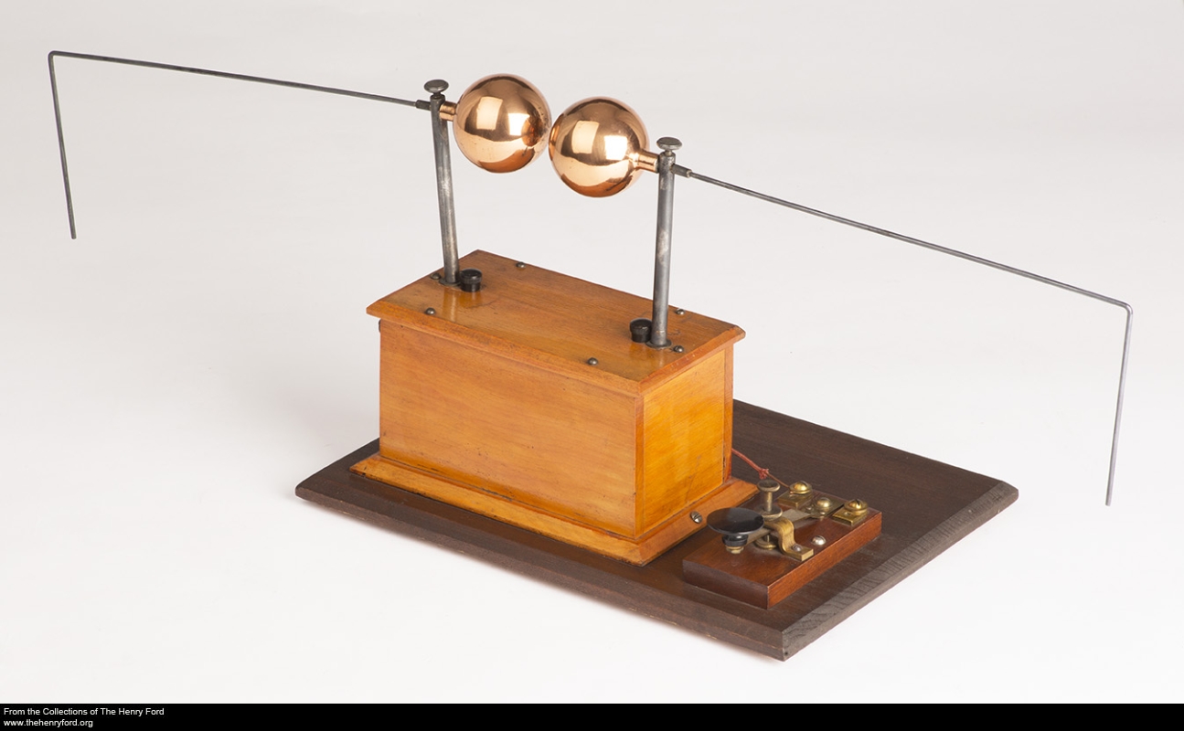 Replica of the 1906 Telimco Spark Transmitter, Model 1086, courtesy Henry Ford Museum.